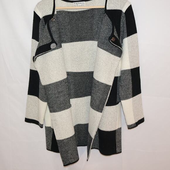 Nicole Alexander Sz M Sweater Jacket, Black White Tunic Snap closure Buttons - Picture 16 of 16